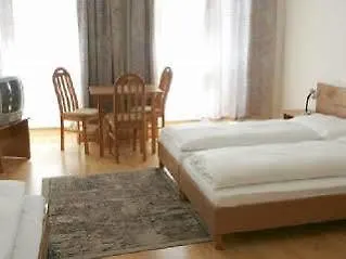 Hotel Cyrus Viena B&B