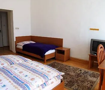 Bed & Breakfast Hotel Cyrus Vienna