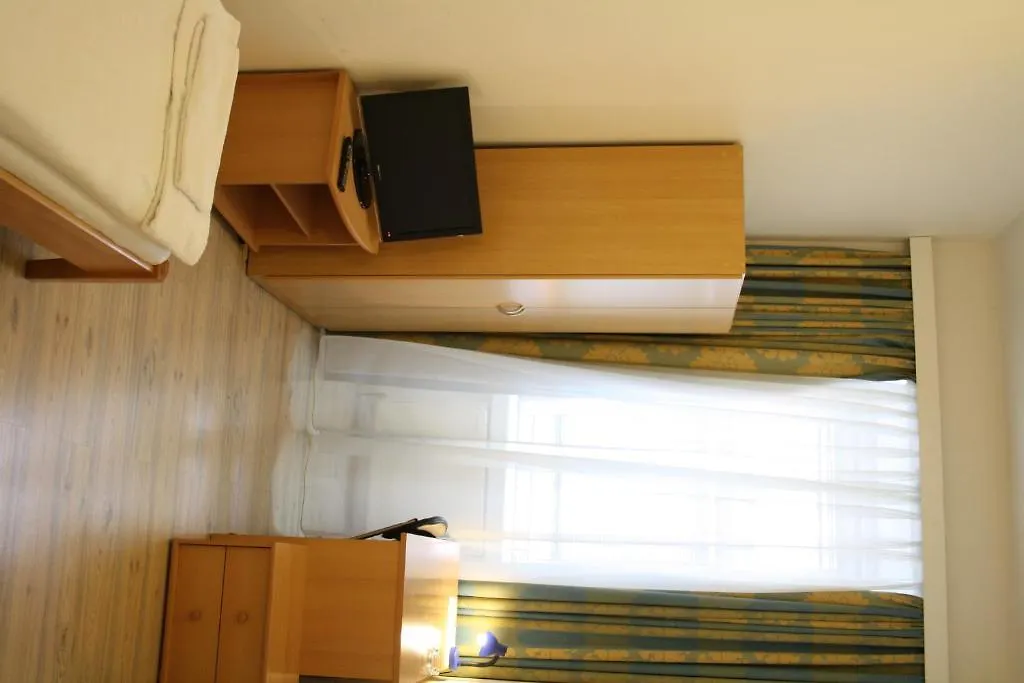 Hotel Cyrus Bécs 2*,  Ausztria