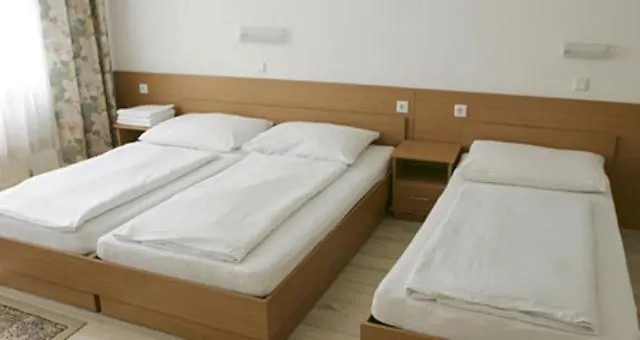 Hotel Cyrus Bécs 2*,  Ausztria
