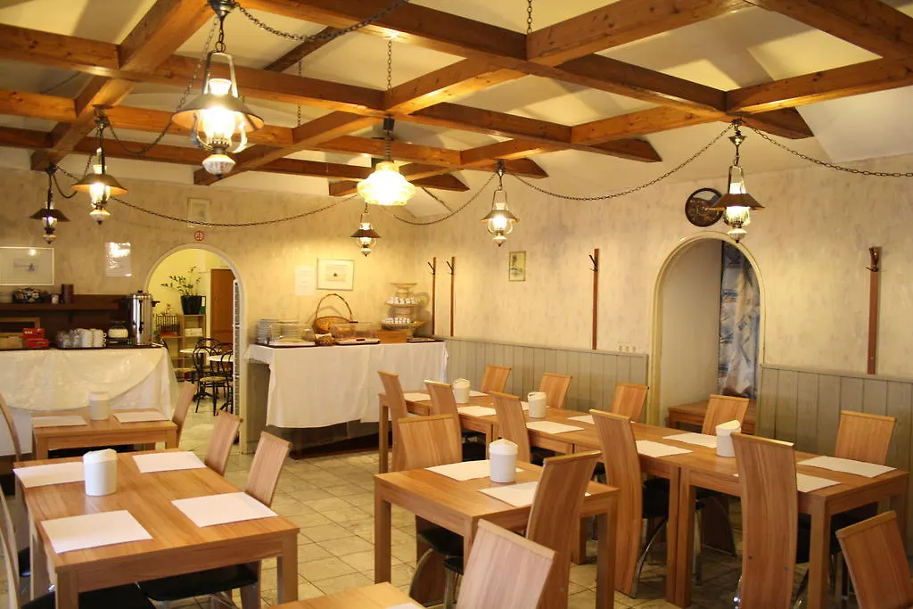 Panzió Hotel Cyrus Bécs